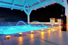Ferienwohnung Mit Jacuzzi, Garten Und Parkplatz